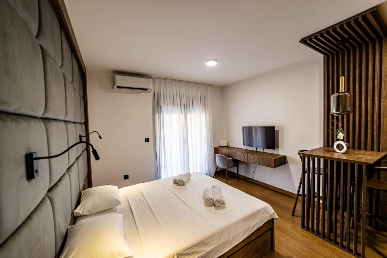 Apartments Tulip Podgorica Exteriör bild