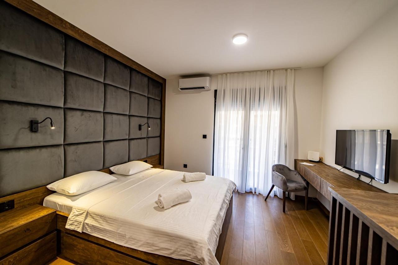 Apartments Tulip Podgorica Exteriör bild